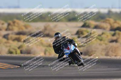 media/Nov-06-2023-Moto Forza (Mon) [[ce023d0744]]/3-Intermediate Group/Session 5 (Turn 4)/